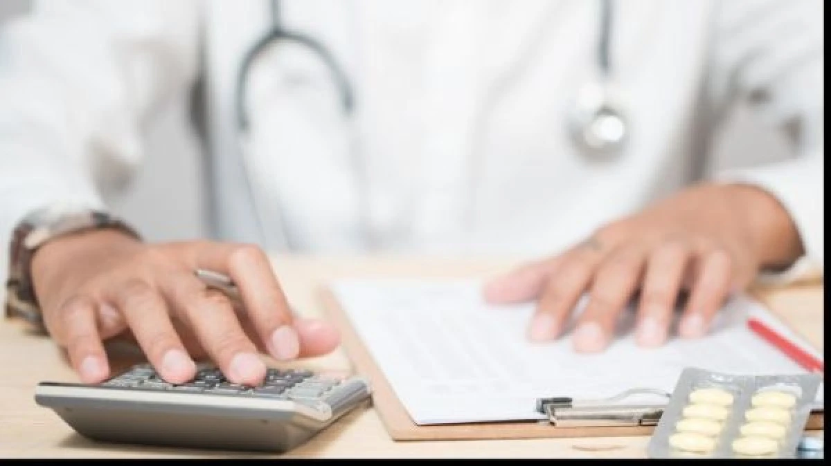 Diferenţe enorme între veniturile medicilor de familie arădeni: de la 2.000 la 8.000 lei pe lună