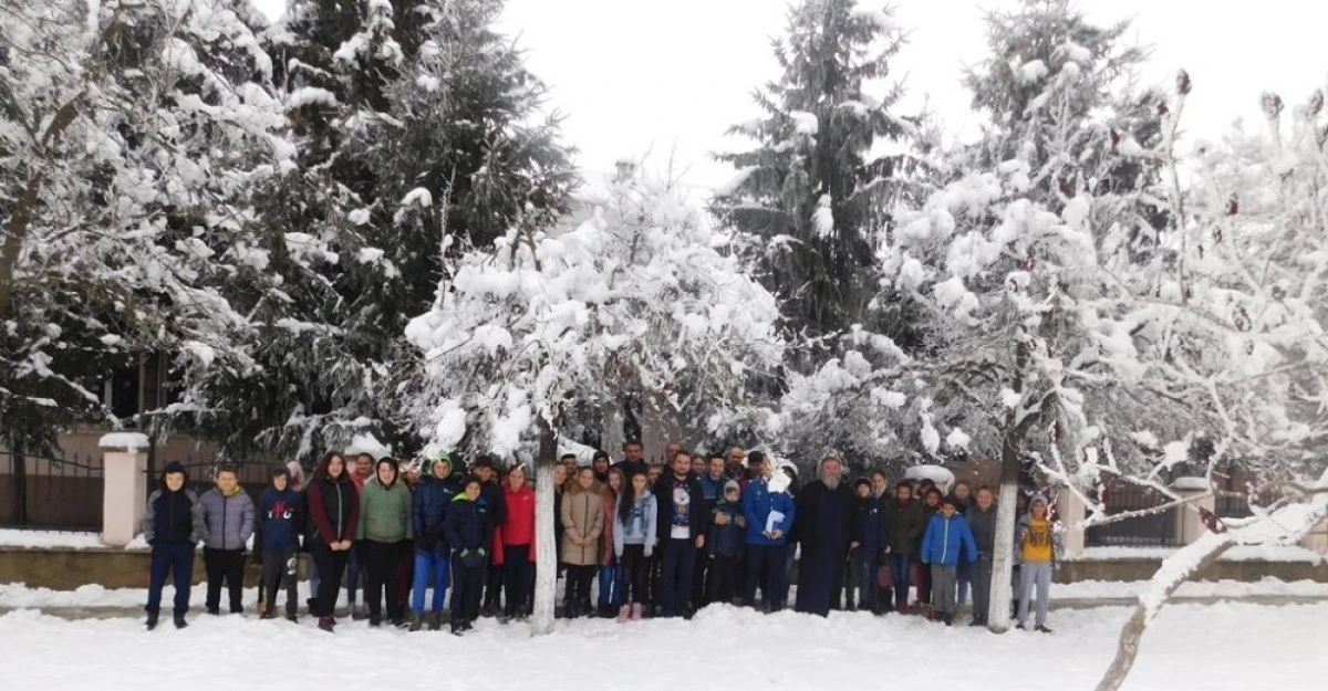 Dinamicile socio-culturale și climatul cultural secularizat, tratate în workshop-uri destinate elevilor arădeni