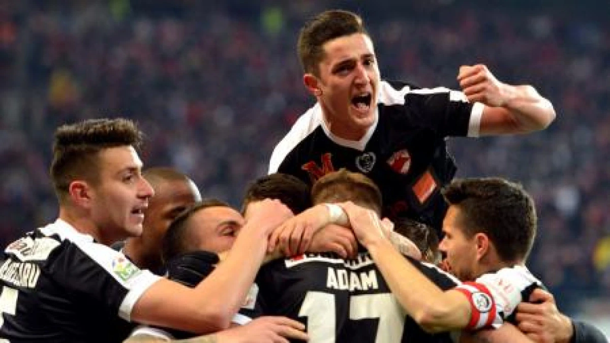 Dinamo a învins iar Steaua şi e în finala Cupei Ligii