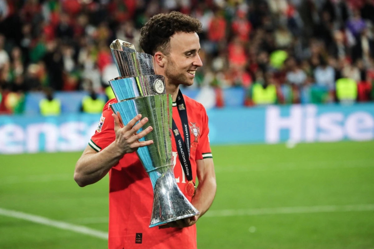 Diogo Jota, atacantul lui Liverpool, a murit într-un accident de circulație