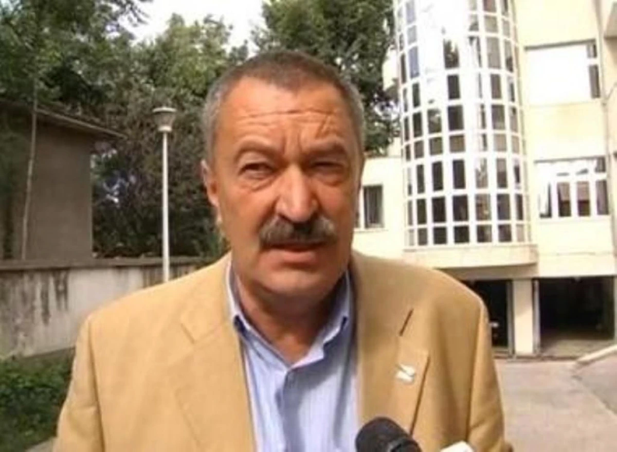 DIRECTORUL ROMARM SI SEFUL SUCURSALEI DIN BRASOV A COMPANIEI, RETINUTI PENTRU ABUZ IN SERVICIU