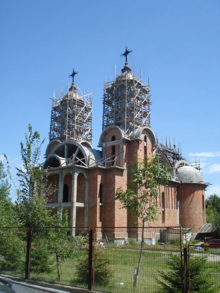 DOAR 37,9% DINTRE LĂCAȘURILE DE CULT CONSTRUITE DUPĂ 1989 APARȚIN BOR
