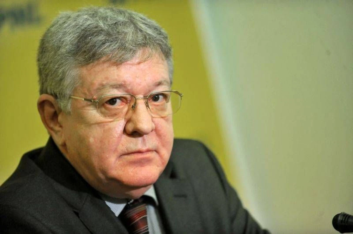DOBRITOIU: TURCESCU FACE O MASCARADA. LIVRETUL ATESTA CALITATEA DE MILITAR IN REZERVA