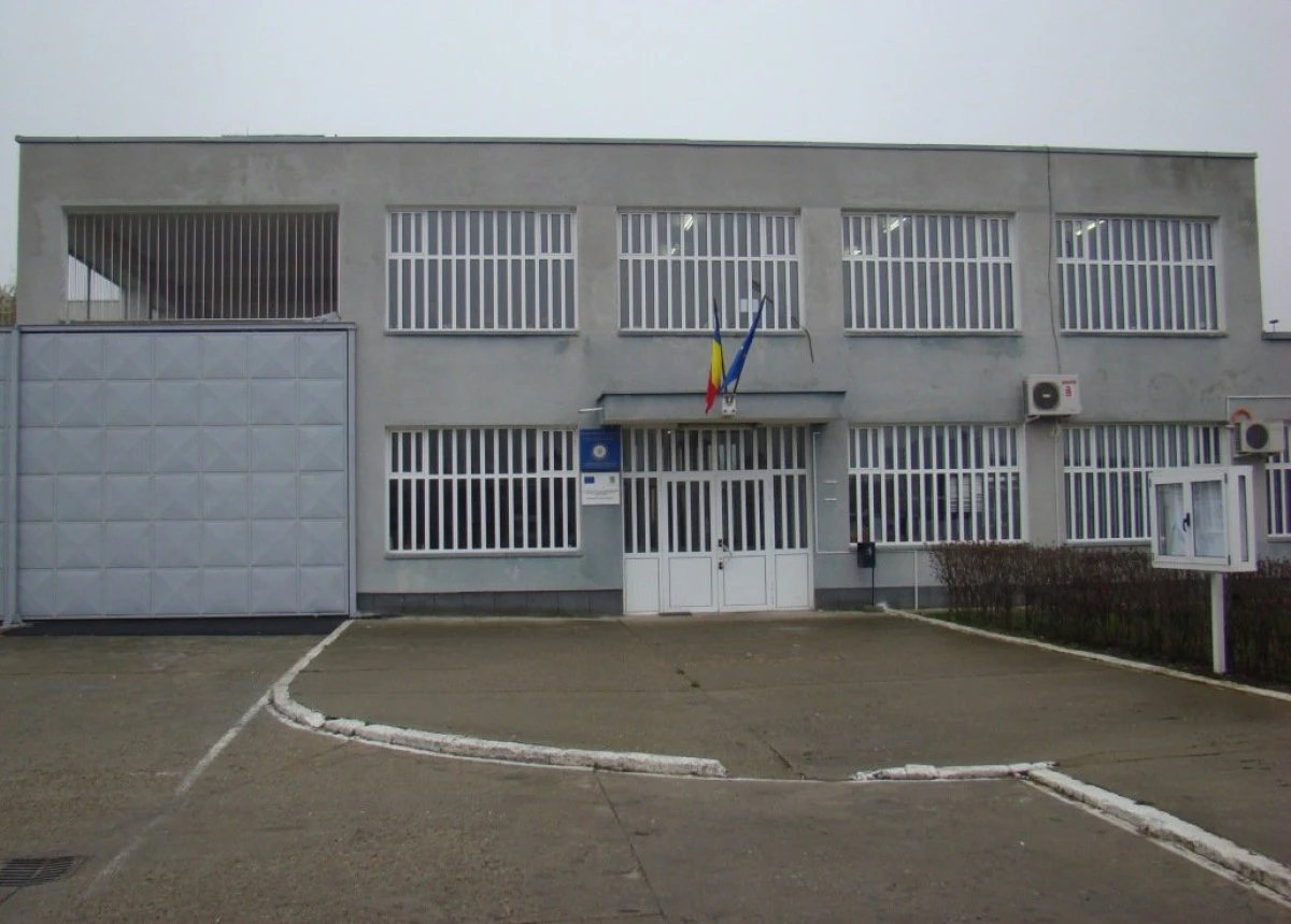 Doi bărbați din județ, încarcerați în Penitenciarul Arad