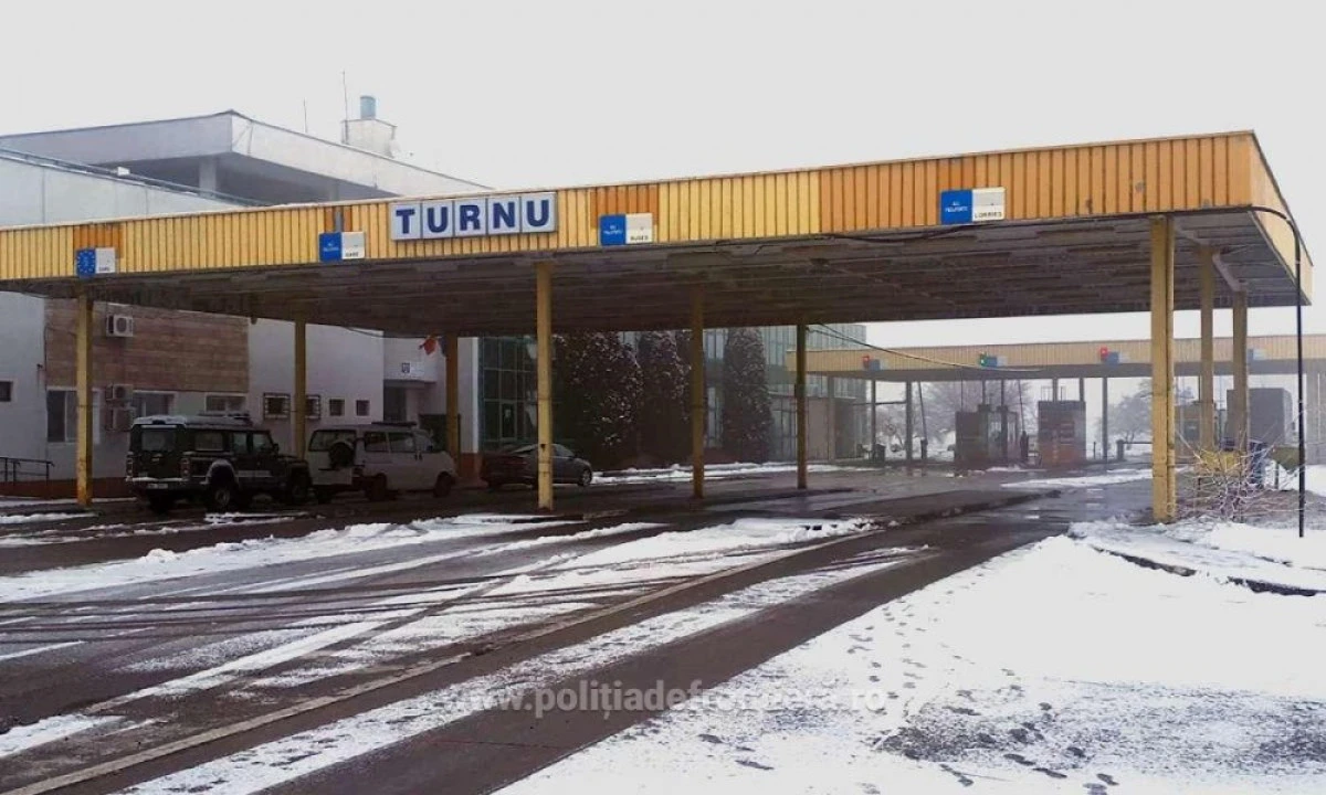 Doi cetățeni din Afganistan, prinși încercând să treacă ilegal frontiera