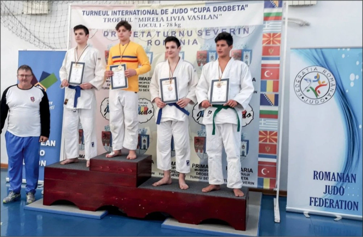 Doi judoka ai CSM-ului sunt medaliaţi la ne-waza