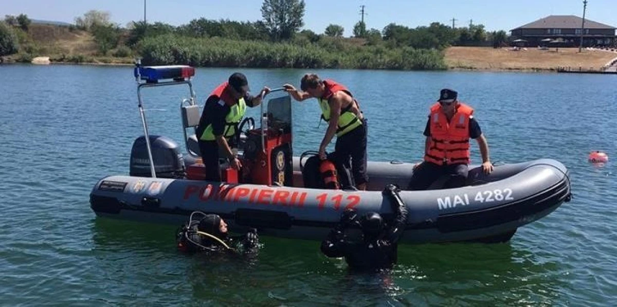 Doi scafandri arădeni au ajutat la căutarea unui minor de 17 ani înecat în râul Timiș