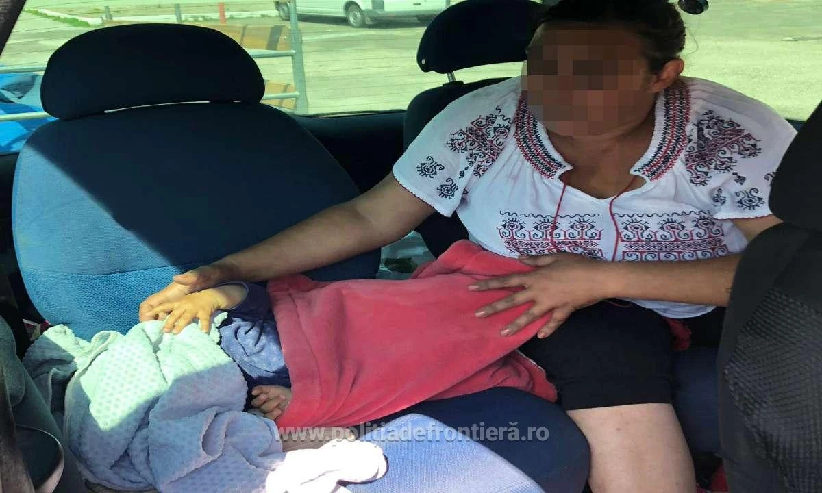 Doi sibieni, prinși încercând să își scoată ilegal fetița de un an din țară
