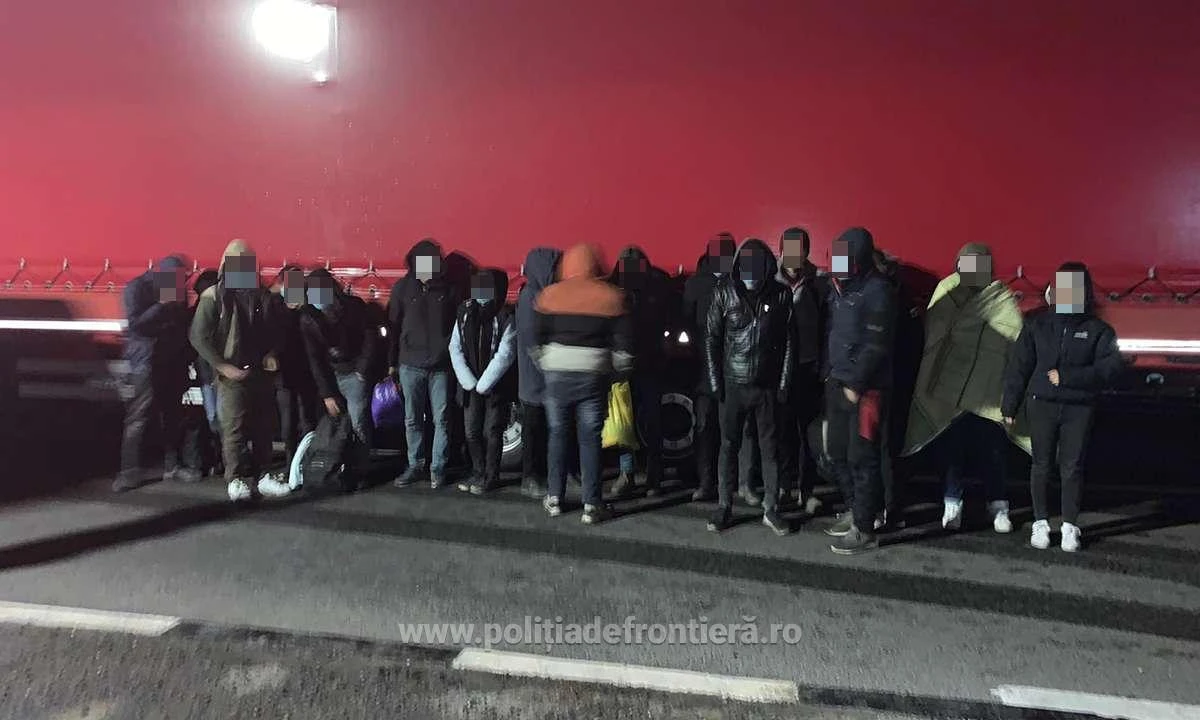 Doi şoferi turci sunt cercetaţi pentru transportul a douăzeci de cetăţeni din Irak, Siria, Egipt şi Afganistan spre frontieră