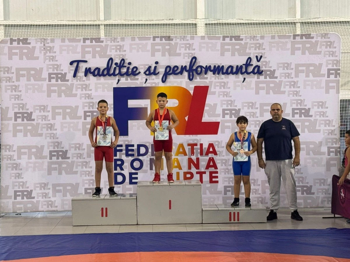 Doi sportivi ai Gloriei Arad s-au remarcat în Crâng, la Festivalul “Micul Luptător”