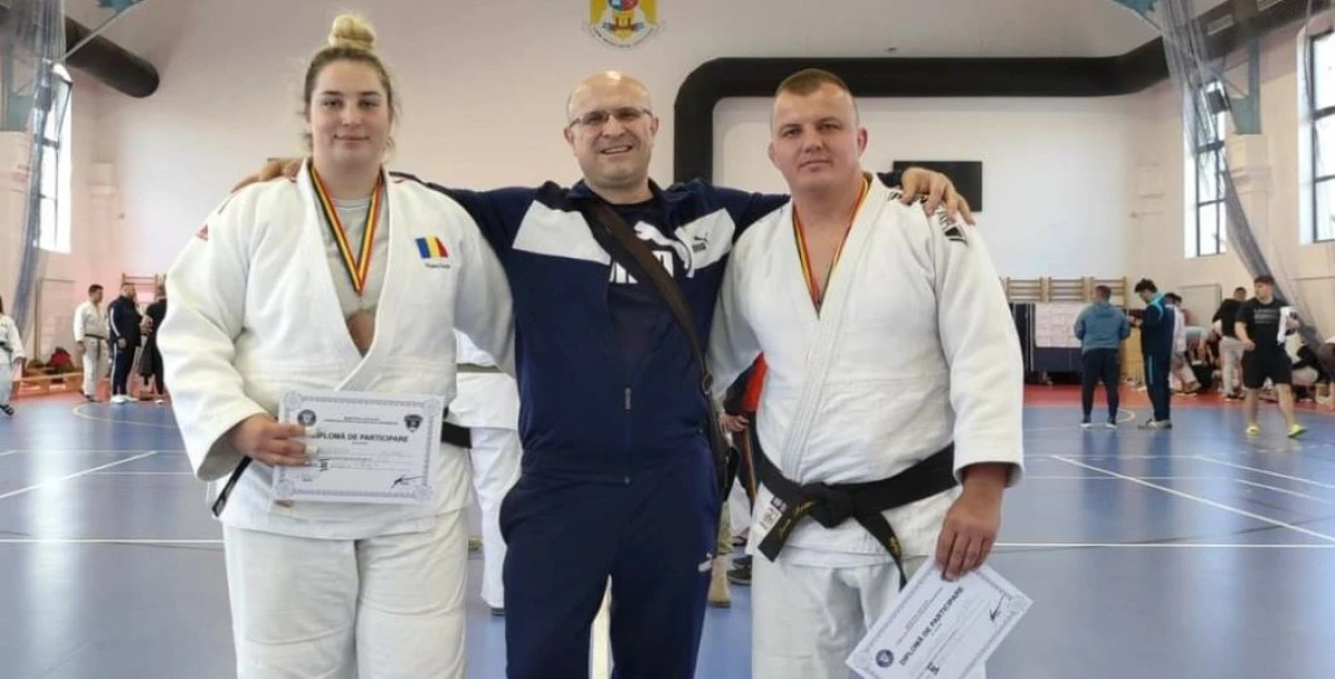 Doi studenți ai Universității Aurel Vlaicu au urcat pe podiumul național la judo