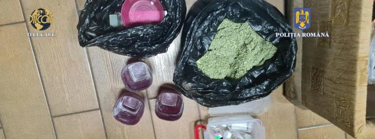 Doi traficanți, care încercau să introducă droguri în Penitenciar, au fost reținuți