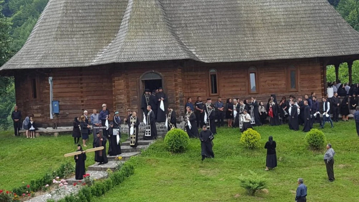 DOLIU ÎN ARHIEPISCOPIA ARADULUI!