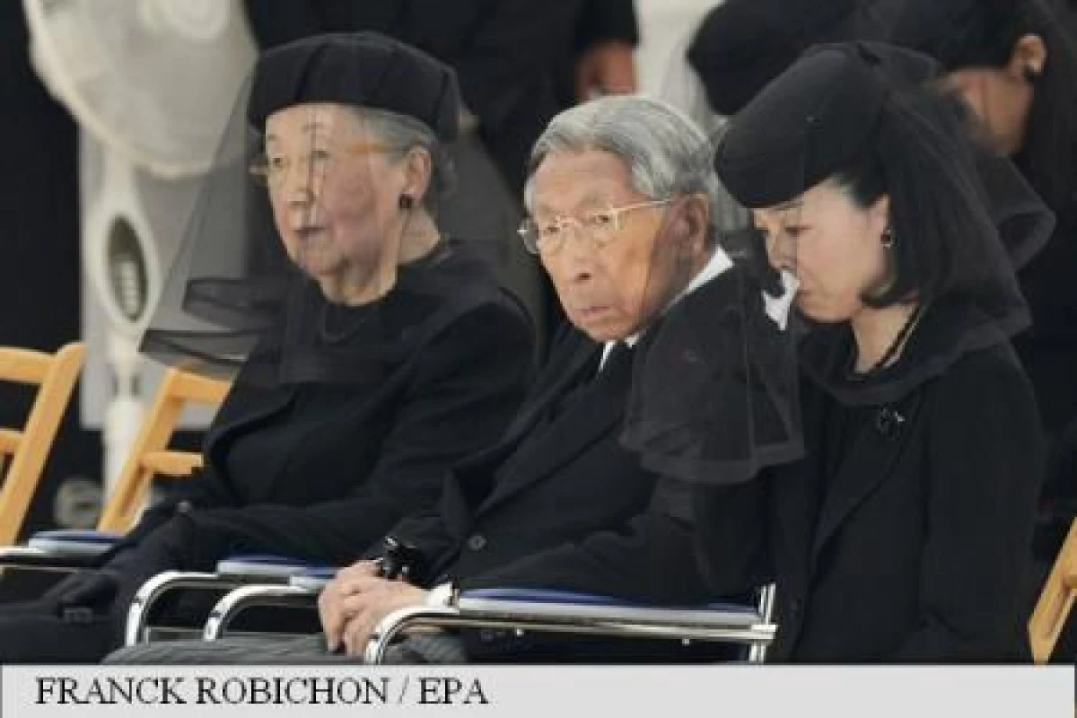 DOLIU ÎN FAMILIA IMPERIALĂ A JAPONIEI