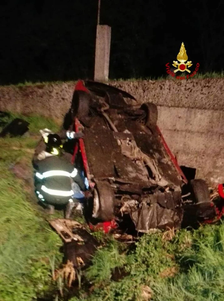Două arădence au murit într-un grav accident de circulaţie în Italia