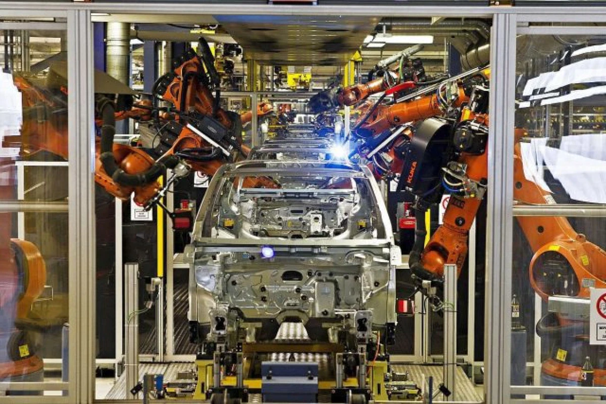 Două automobile fabricate în România, în top 10 cele mai vândute mașini din Europa