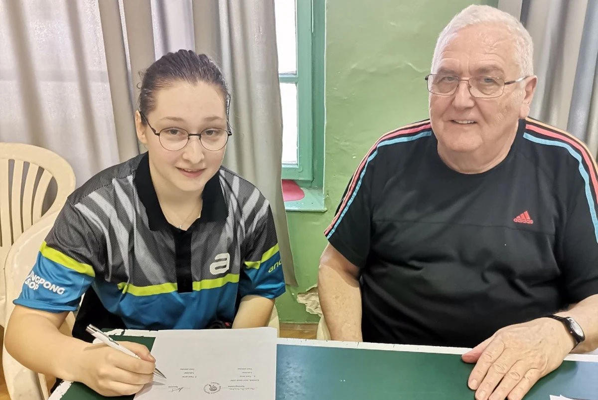 Două din arădencele de Superligă vor juca şi în campionatul de tenis de masă al Ungariei