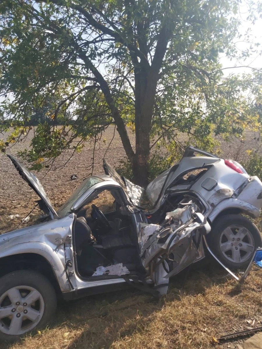 Două persoane au decedat într-un grav accident, pe drumul Arad-Oradea