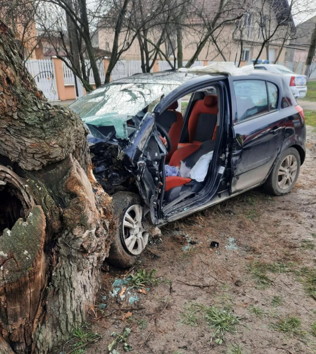 Două persoane și-au pierdut viața într-un accident la Șagu