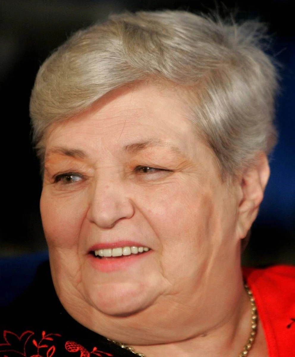 DRAGA OLTEANU MATEI FACE DECLARATII INCREDIBILE! "AM TRECUT PRIN RAZBOI, PRIN FOAMETE, PRIN OCUPATIA RUSILOR"