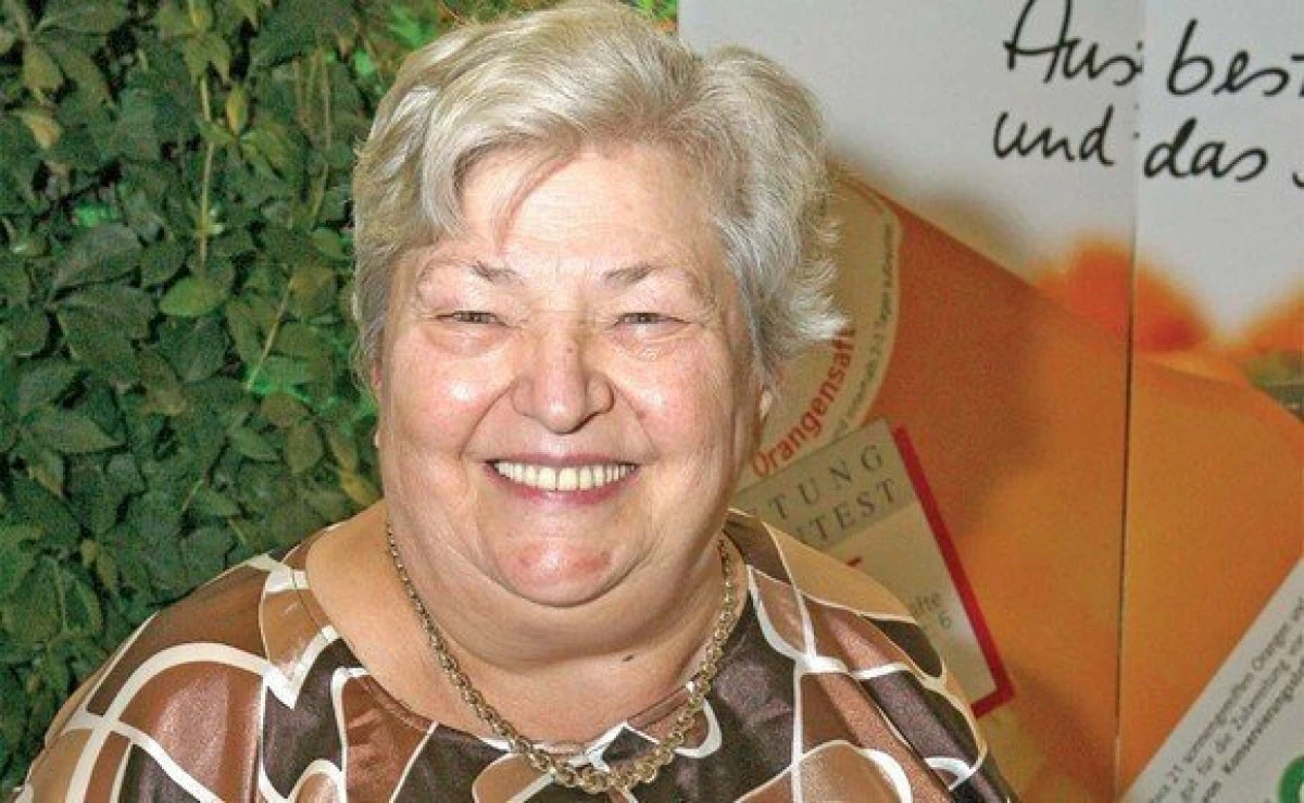 Draga Olteanu Matei, internată de urgenţă în spital