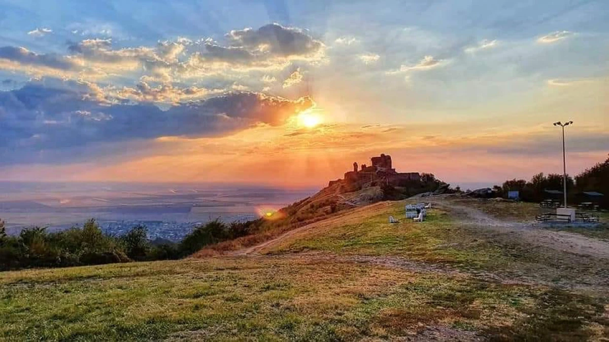 Drumul către Cetatea Şiria, închis pentru reabilitare