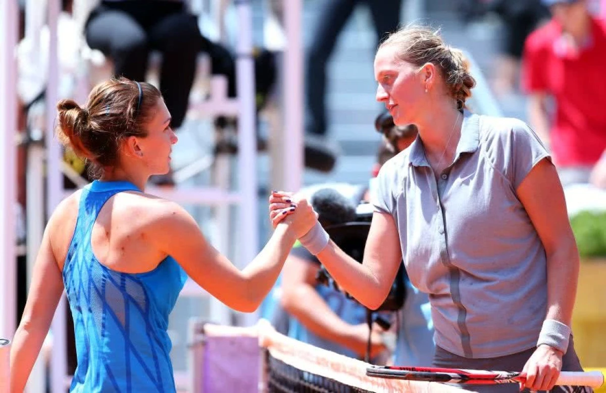 Dublă lovitură pentru Halep: pierde şi primul loc mondial!