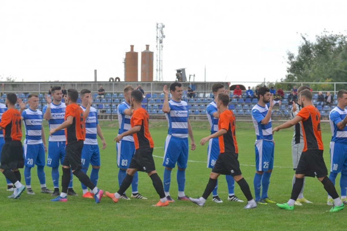 Duelul Naţional Sebiş - Şoimii Lipova se mută în campionat