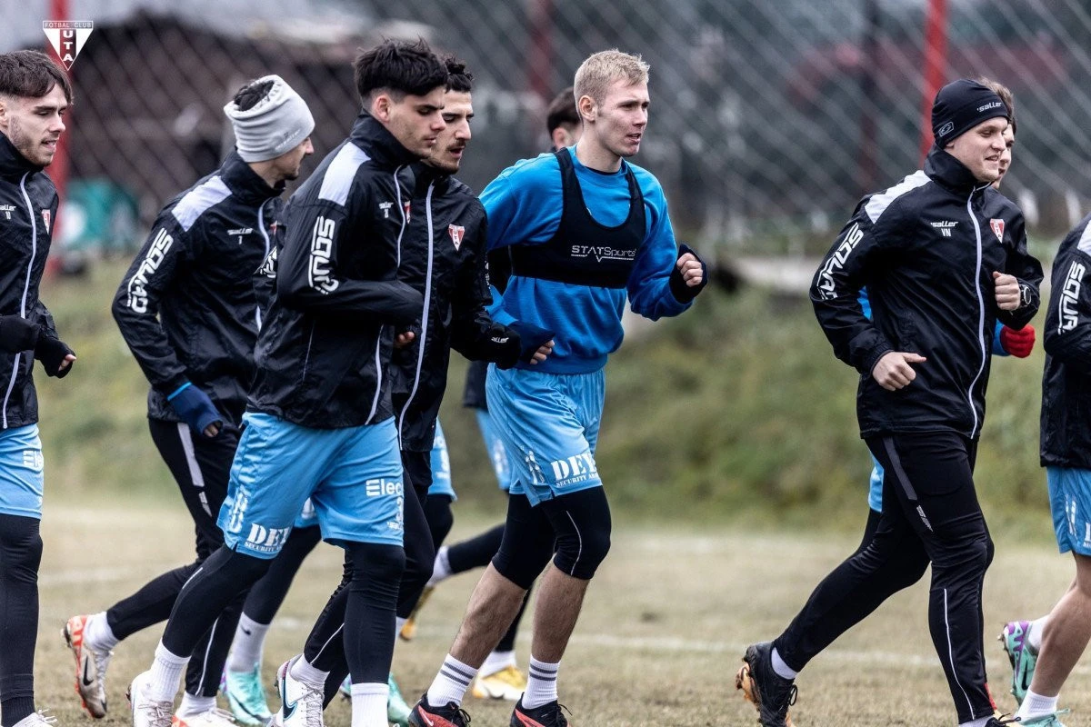 Dueluri tari în etapa a 24-a din SuperLiga. UTA merge după puncte în fieful lui „U”