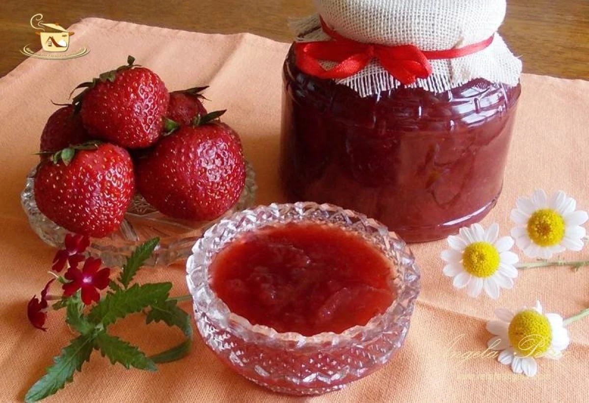 Dulceață de căpșuni după rețeta bunicii