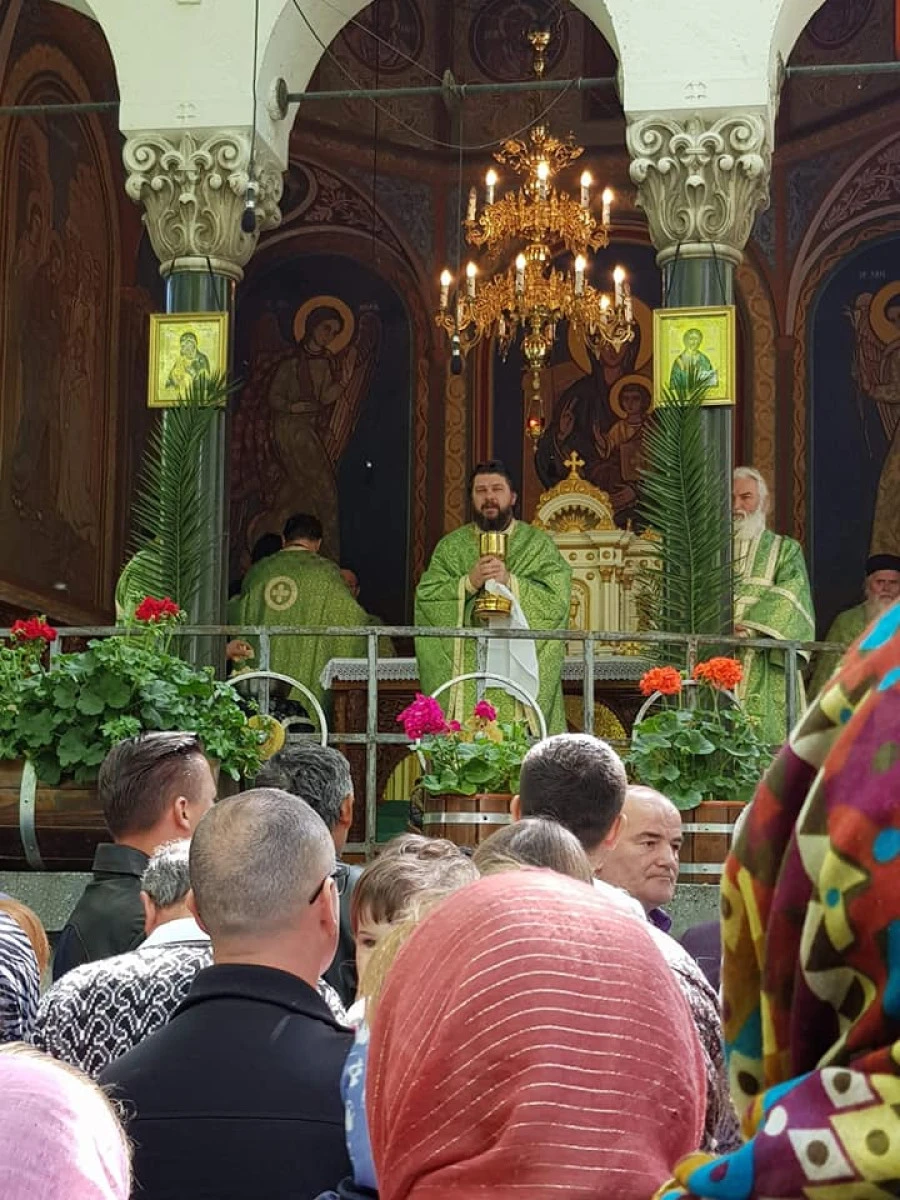 Duminica Floriilor la Mănăstirea Hodoş-Bodrog