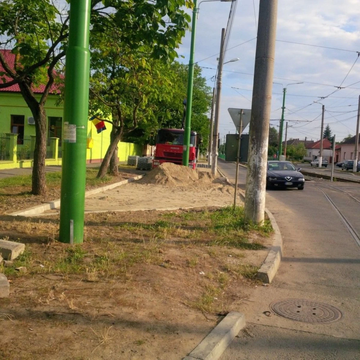 DUPA DOI ANI, PRIMARIA S-A TREZIT CA NU SUNT PARCARI PE RENASTERII