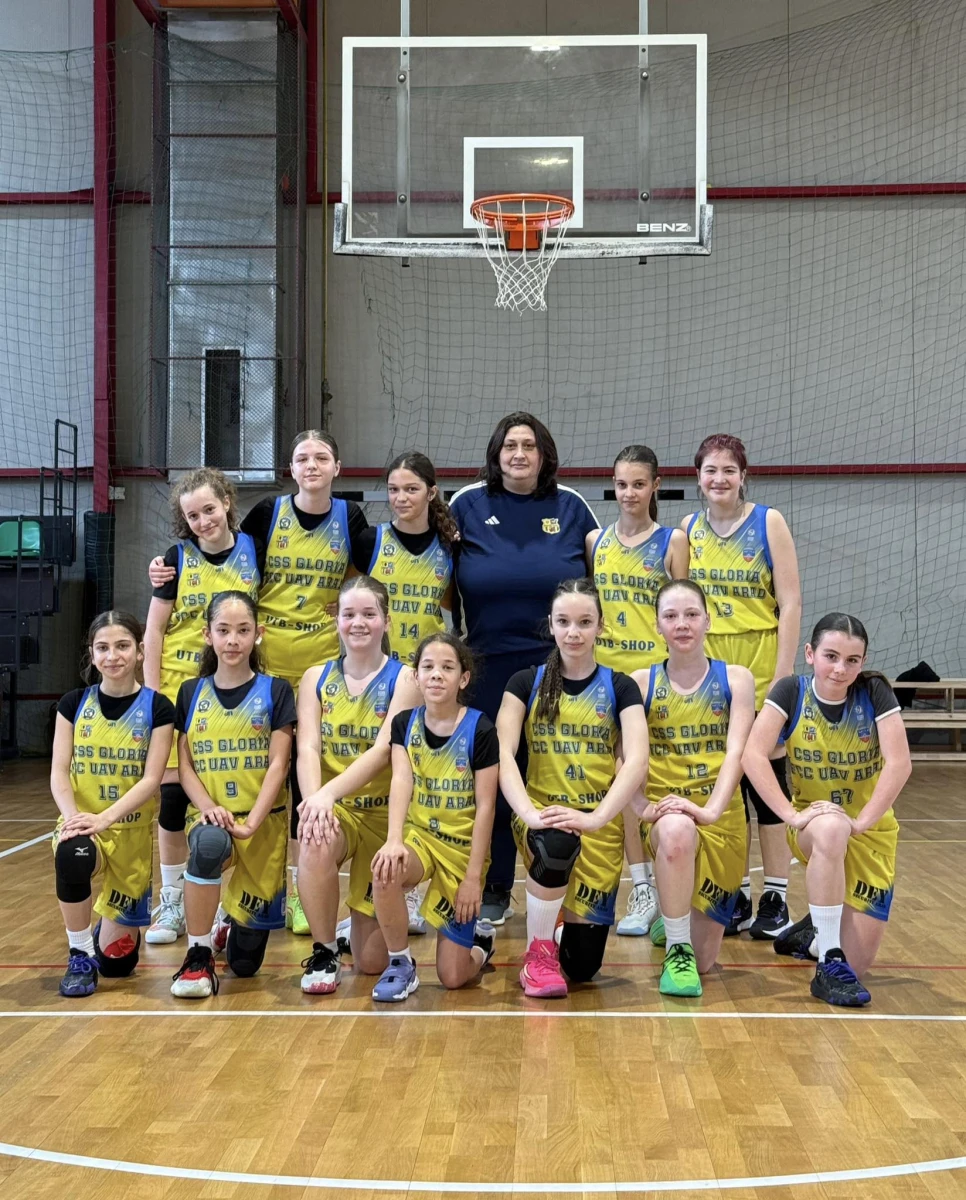 Echipa de baschet fete U13 de la CSS Gloria Arad s-a calificat la Turneul Semifinal