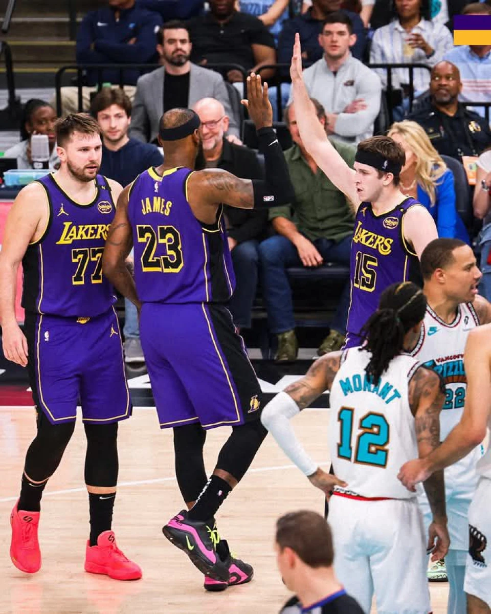 Echipa de baschet Los Angeles Lakers va fi vândută pentru suma record de 10 miliarde de dolari