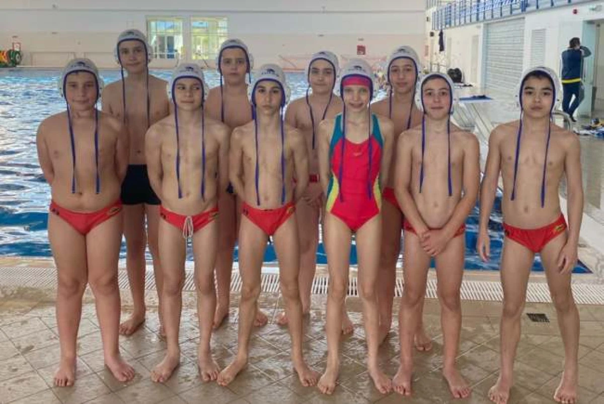 Echipa de polo sub 11 ani a celor de la AMEFA a bifat trei victorii la primul turneu zonal