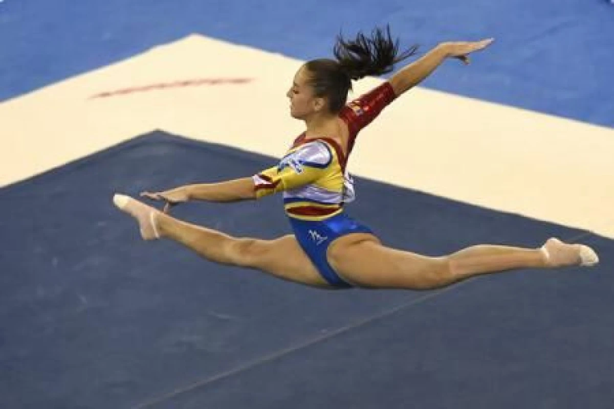 ECHIPA FEMININA A ROMANIEI A OCUPAT LOCUL PATRU LA MONDIALUL DE GIMNASTICA