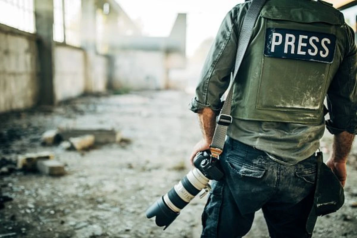 Ediţia din acest an a cursului pentru jurnaliştii care transmit din zone de conflict, anulată