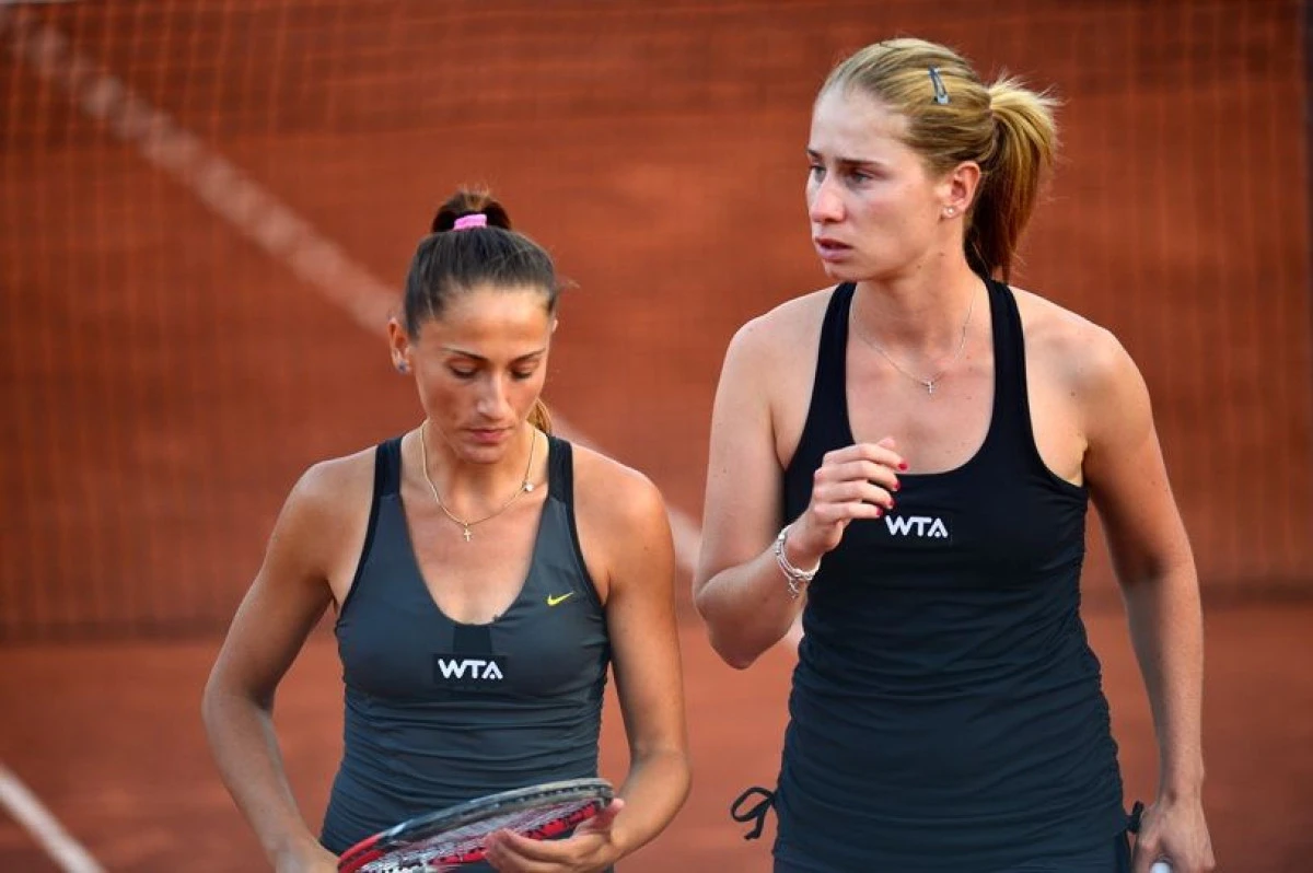 ELENA BOGDAN SI ALEXANDRA CADANTU AU CASTIGAT FINALA DE DUBLU LA BRD BUCHAREST OPEN