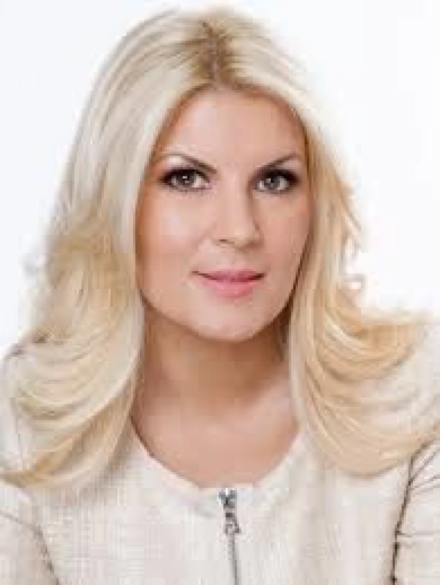 ELENA UDREA: TRAIAN BASESCU AR PUTEA CASTIGA SEFIA PMP. M-A DERANJAT INTREBAREA DESPRE O PRESUPUSA RELATIE