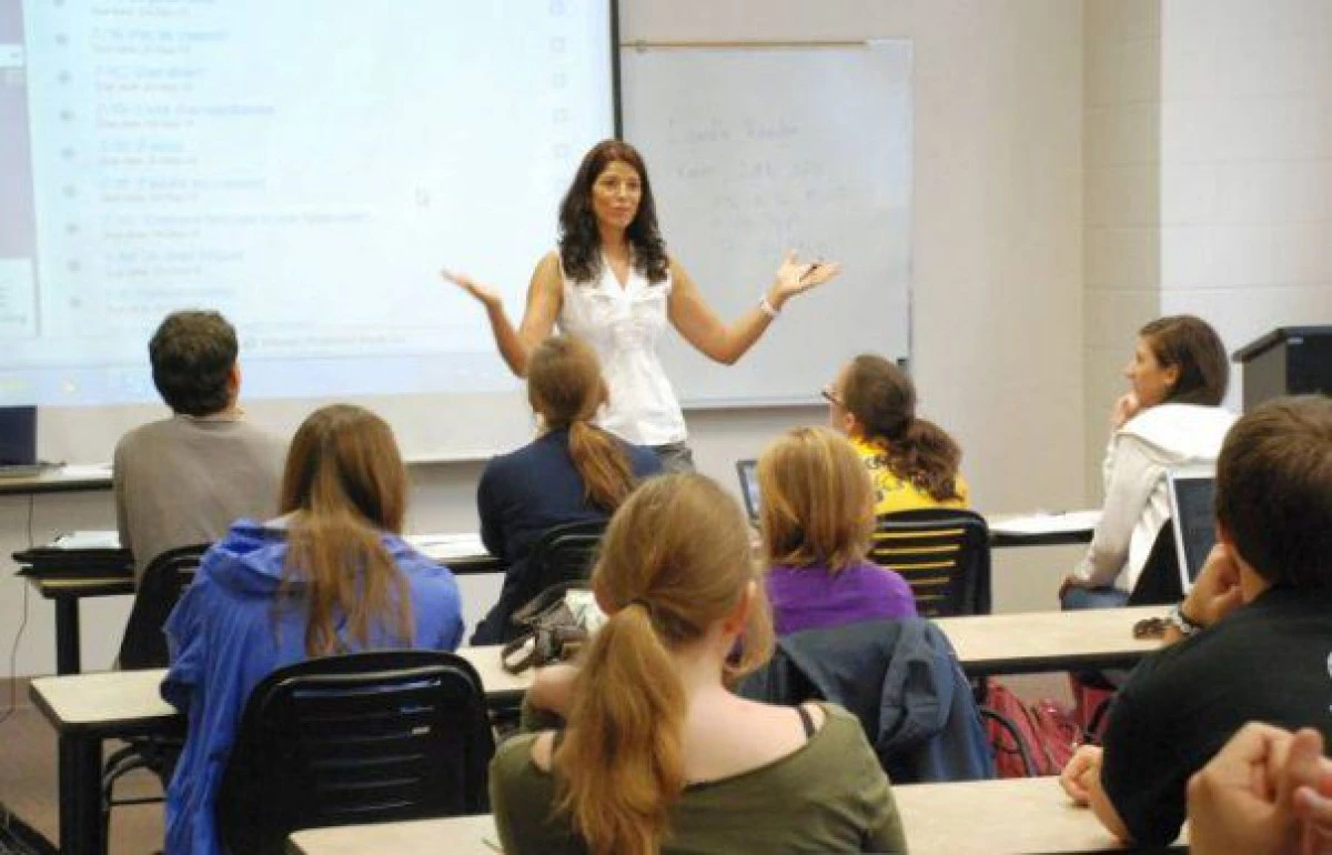 Elevii români, fruntași la studiul limbilor străine