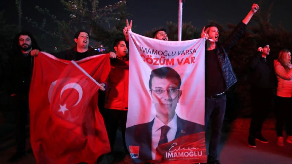Erdogan pierde controlul asupra Ankarei și Istanbulului