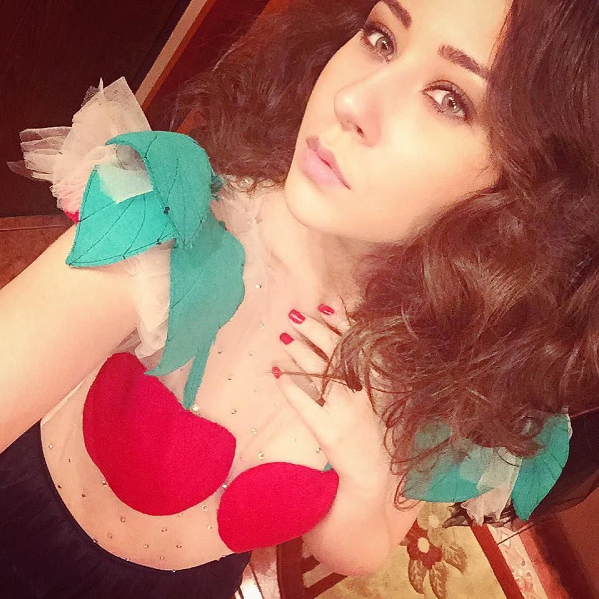 ESTE CELEBRA SI ULTIMA VIRGINA DIN SHOWBIZ: "NU AM AVUT NICI MACAR UN PRIM SARUT"
