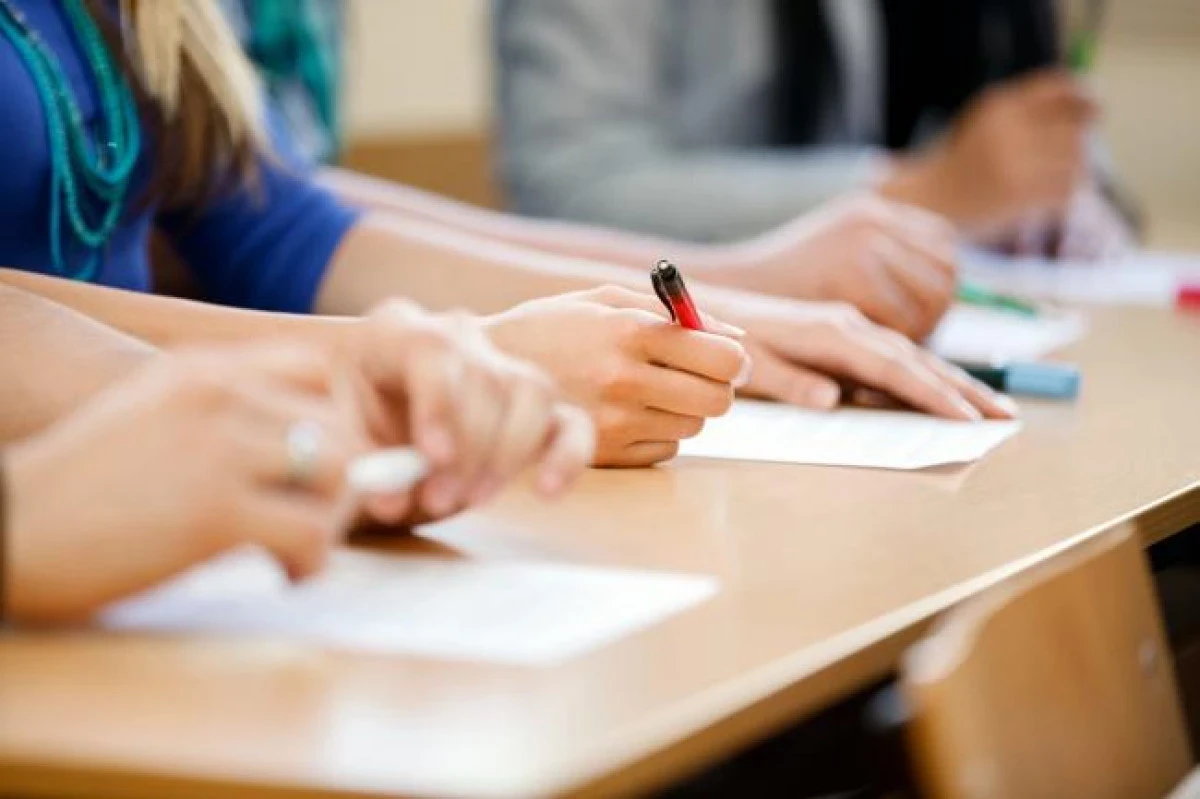Evaluarea Națională și Bacalaureatul 2027 vin cu reguli noi la corectarea lucrărilor