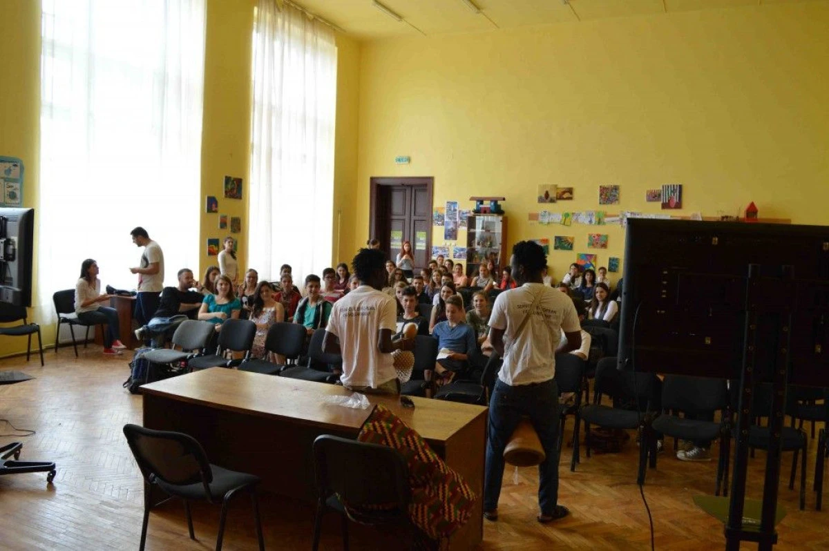 EVENIMENT INTERCULTURAL IN CADRUL PROIECTULUI "OPEN DOORS"