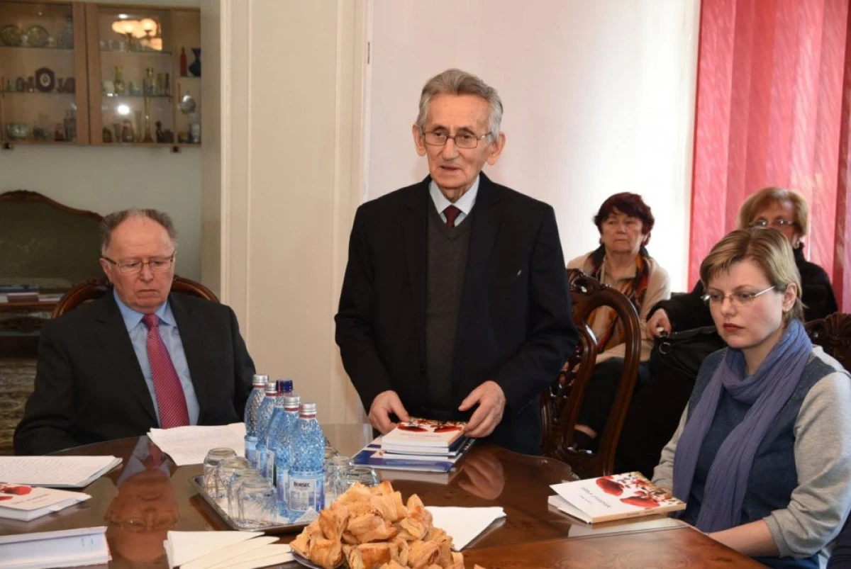 Eveniment literar găzduit de Casa Universitarilor și Studenților a UVVG Arad