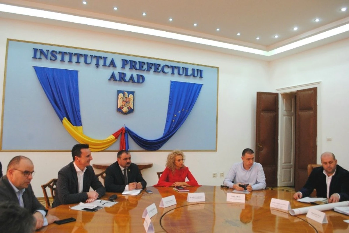 Extinderea reţelei de gaz, dezbătută la Prefectură