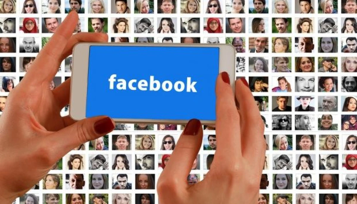 Facebook a ajuns la 2 miliarde de utilizatori lunari