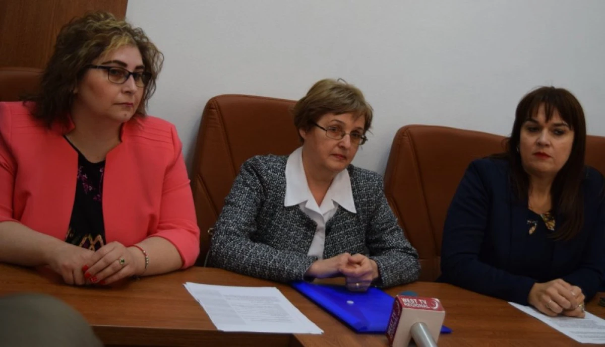 FACULTATEA DE ŞTIINŢE UMANISTE DE LA UAV, CONECTATĂ LA PIAŢA MUNCII