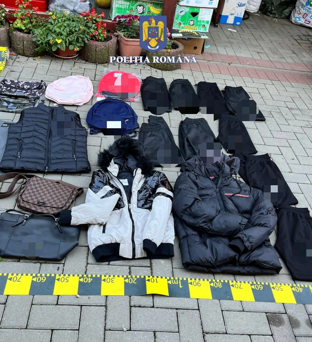 Fake-uri de peste 26.000 de lei, confiscate de polițiști