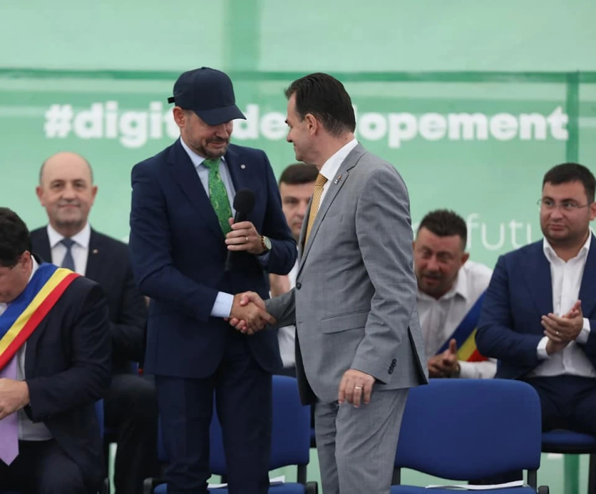 Falcă a schimbat repede tabăra. După ce l-a plimbat pe Orban prin Arad, acum îl apără pe Cîțu